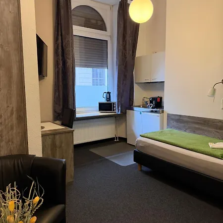 Am Muenzplatz Апарт-отель 3*