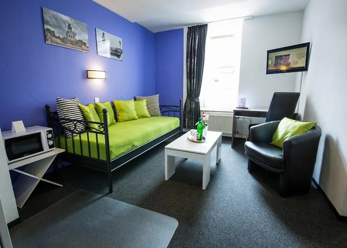 穆兹广场公寓式酒店 3* 科布倫茨