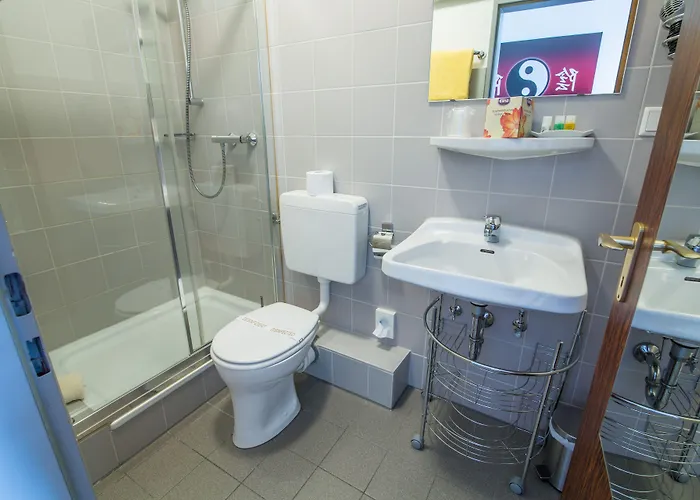 Am Muenzplatz 3* Koblenz (Rhineland-Palatinate)